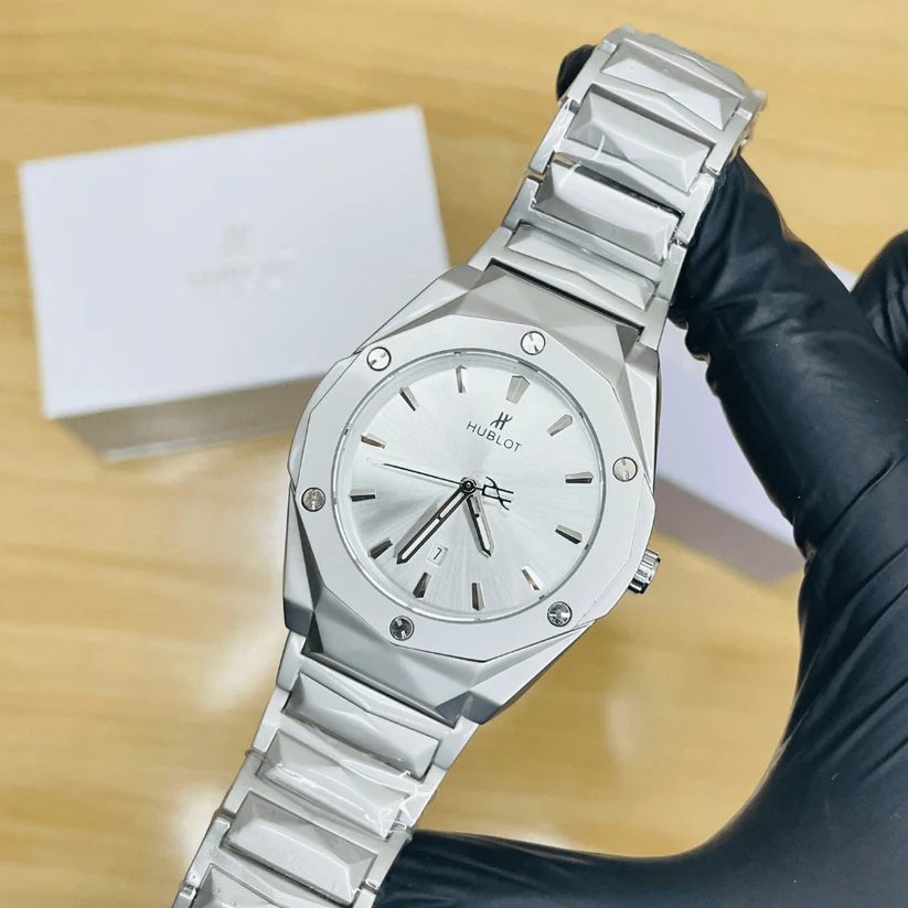 Hublot Geneve Butterfly Lock Chain Watch | White - Image 3